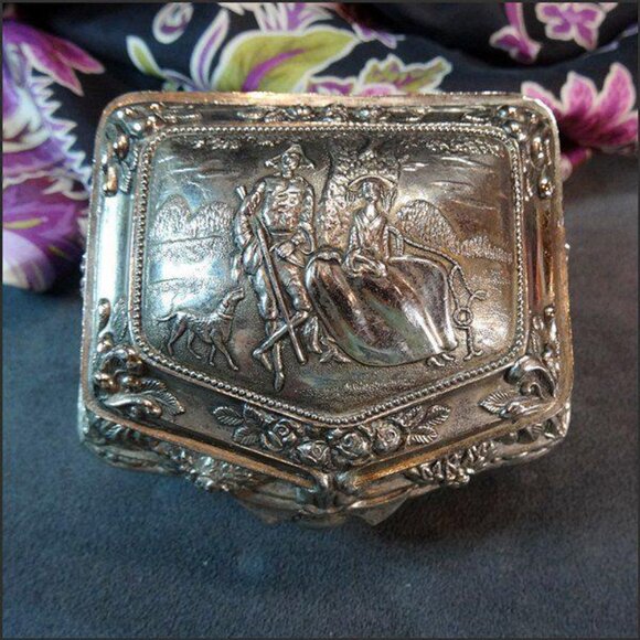 Vintage Silver Jewelry Box Hunting Scene w Baroque Decor - Picture 1 of 8